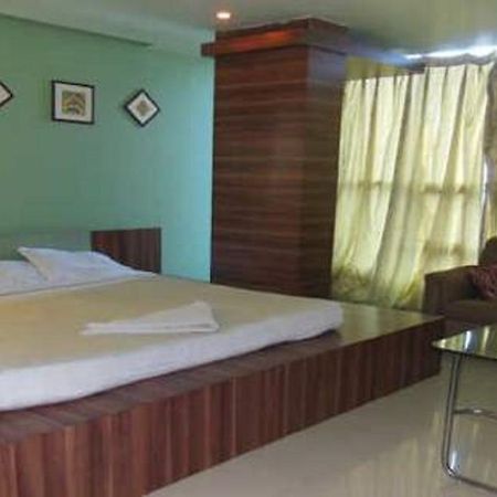 Hotel Bhubaneswari Classic Brahmapur Exterior photo