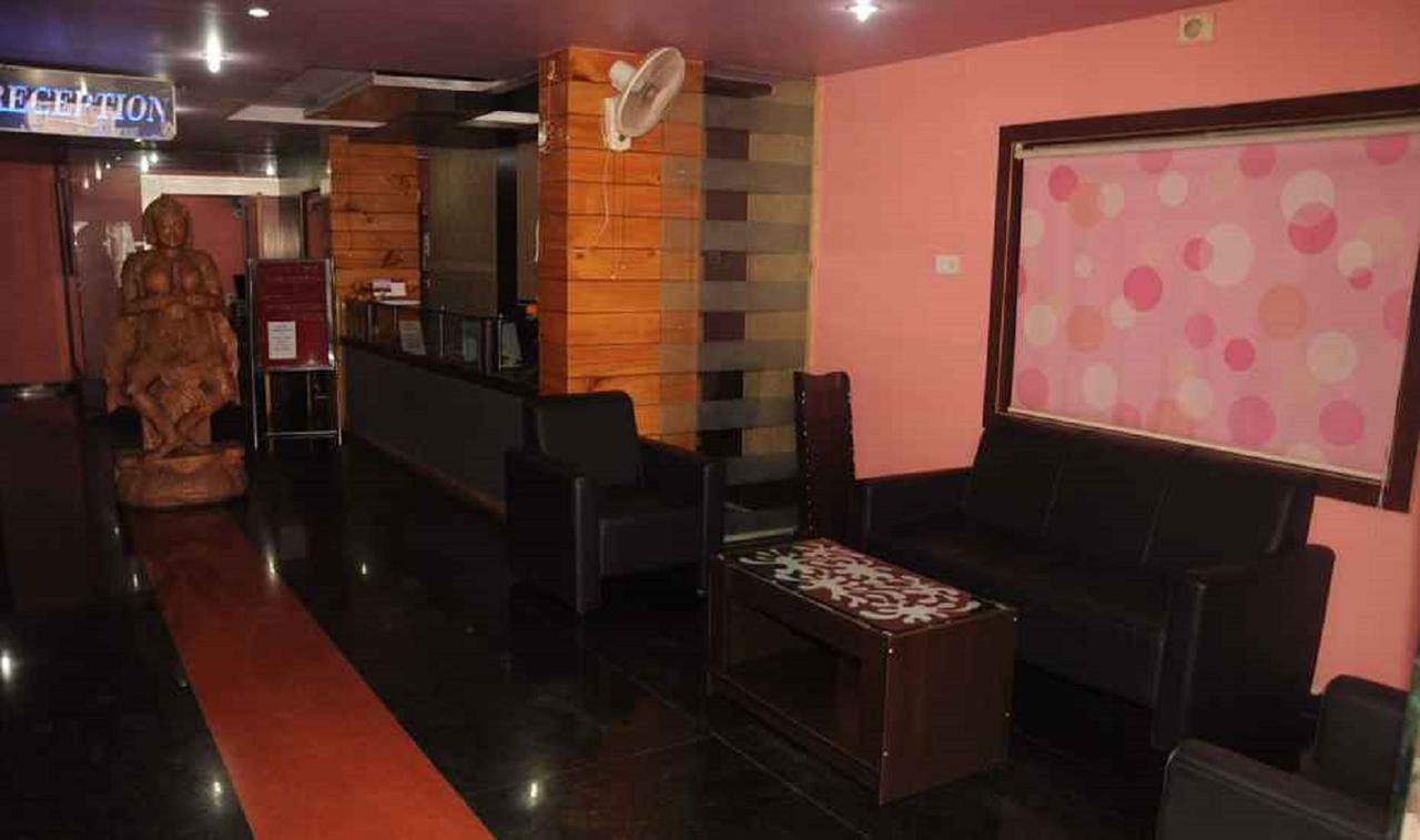 Hotel Bhubaneswari Classic Brahmapur Exterior photo