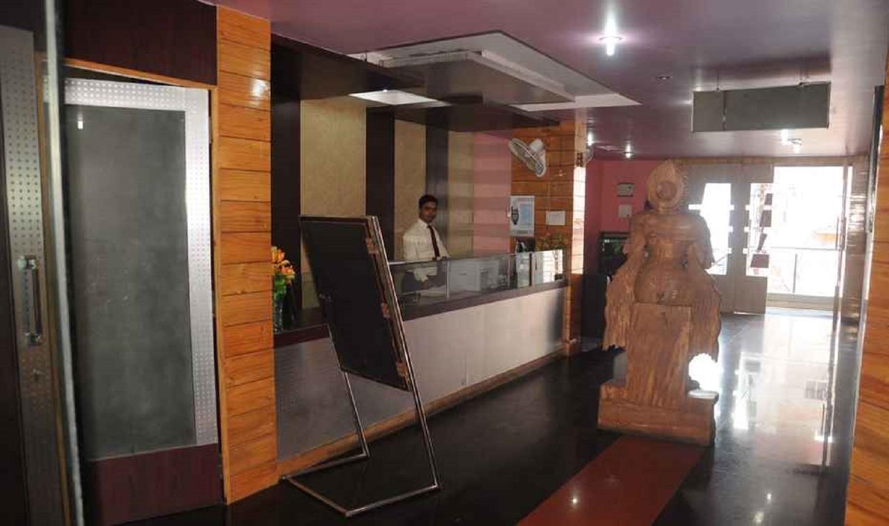 Hotel Bhubaneswari Classic Brahmapur Exterior photo